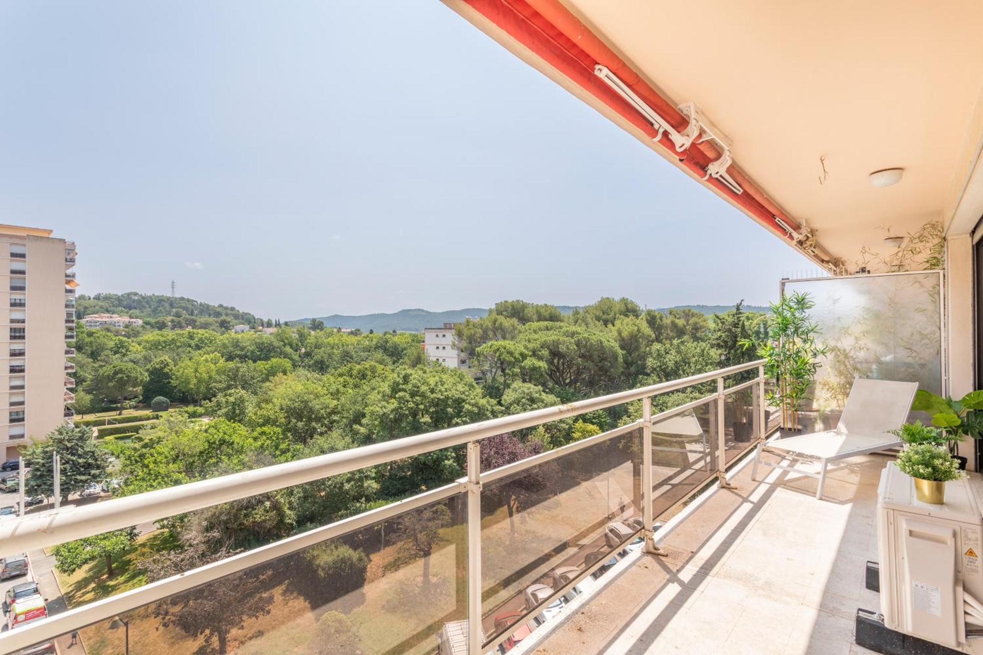 Grand T2 Lumineux Et Climatise Avec Balcon Daire Aix-en-Provence Dış mekan fotoğraf
