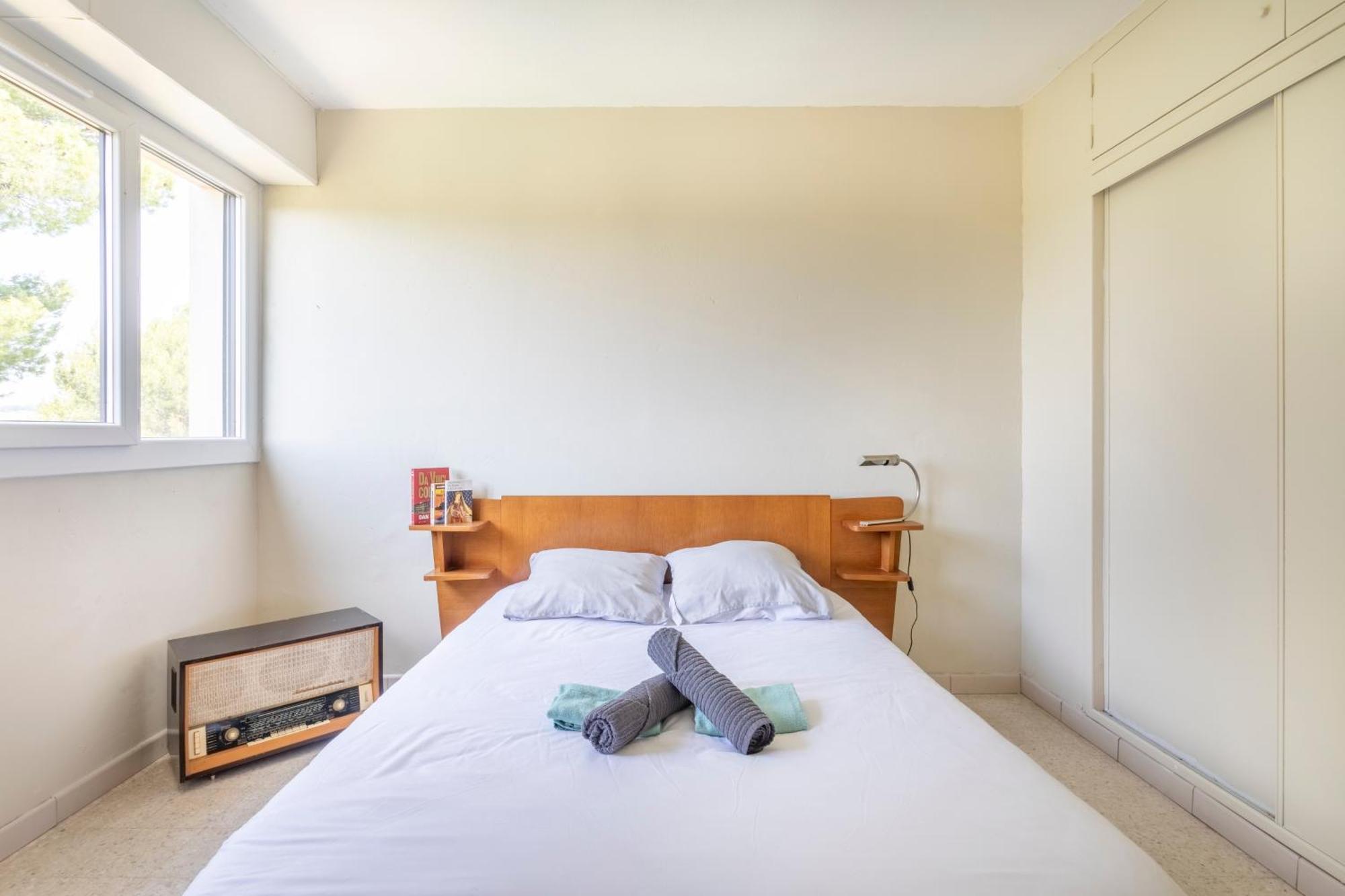 Grand T2 Lumineux Et Climatise Avec Balcon Daire Aix-en-Provence Dış mekan fotoğraf