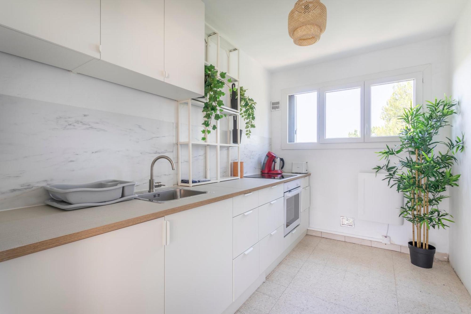 Grand T2 Lumineux Et Climatise Avec Balcon Daire Aix-en-Provence Dış mekan fotoğraf