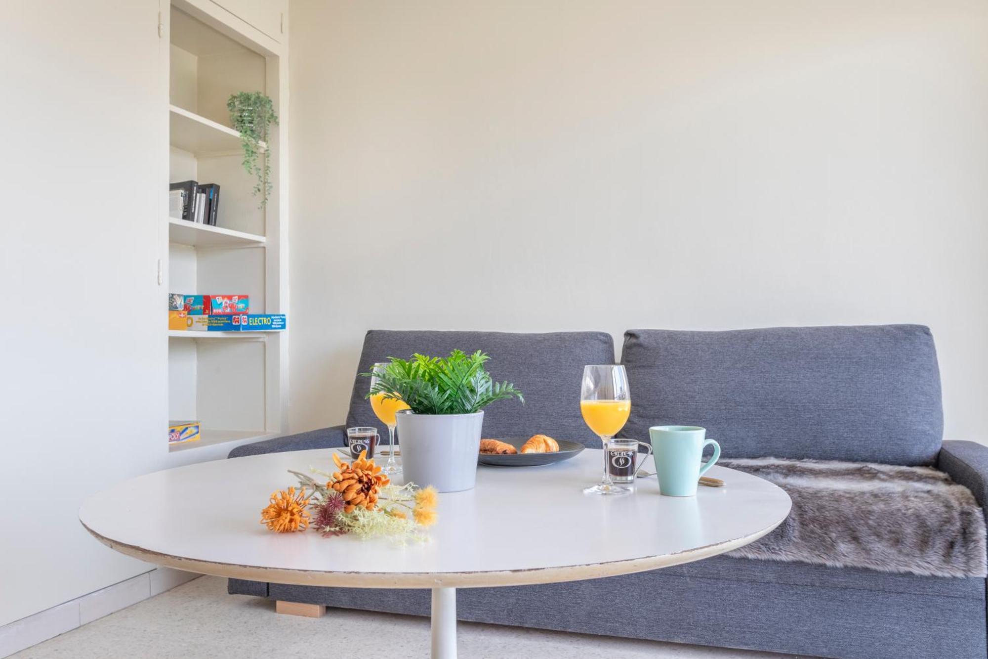 Grand T2 Lumineux Et Climatise Avec Balcon Daire Aix-en-Provence Dış mekan fotoğraf